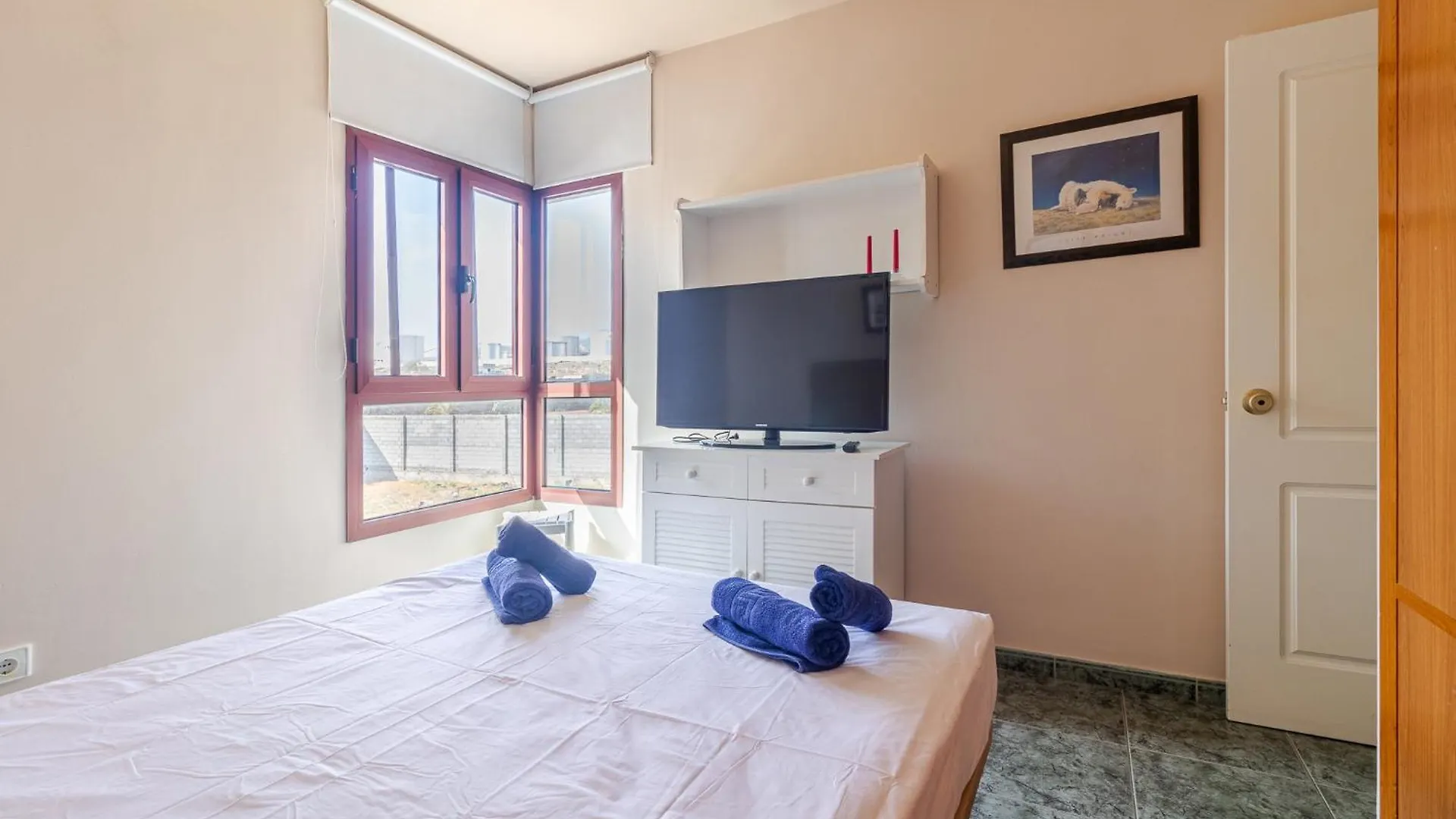Apartment With Nice Terrace Views تيلدي إسبانيا
