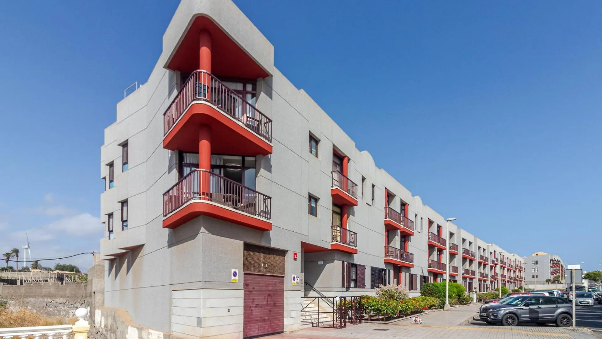 Apartment With Nice Terrace Views تيلدي